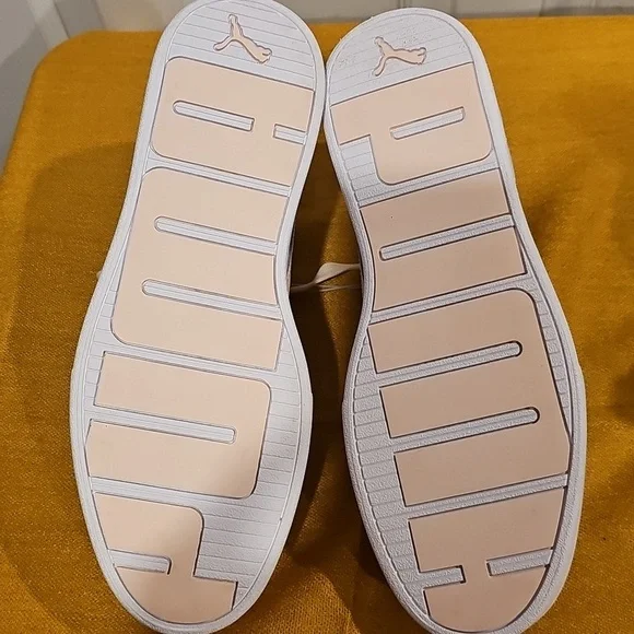 Puma Women's  Syke Athletic Shoes White Beige Peach 374764-23 Sz 10 NWOT/NO BOX - Picture 12 of 14